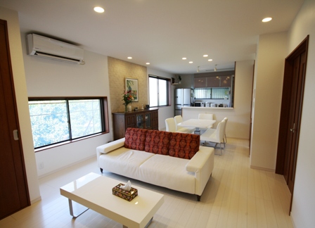 快適にくつろげる美しい部屋づくり 和歌山のリフォーム リノベーション 増築 改築 丸良木材産業